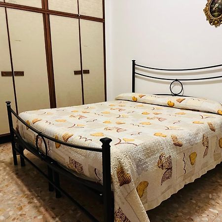 Roma Manuela'S Cozy Guest House Trastevere Экстерьер фото