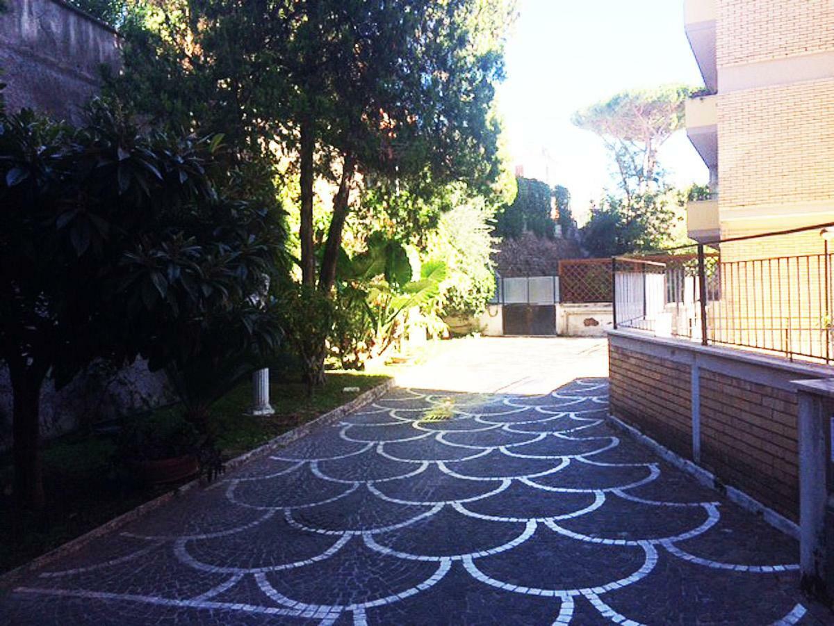 Roma Manuela'S Cozy Guest House Trastevere Экстерьер фото
