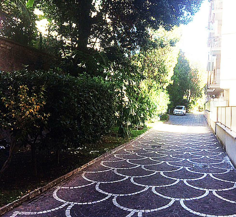 Roma Manuela'S Cozy Guest House Trastevere Экстерьер фото