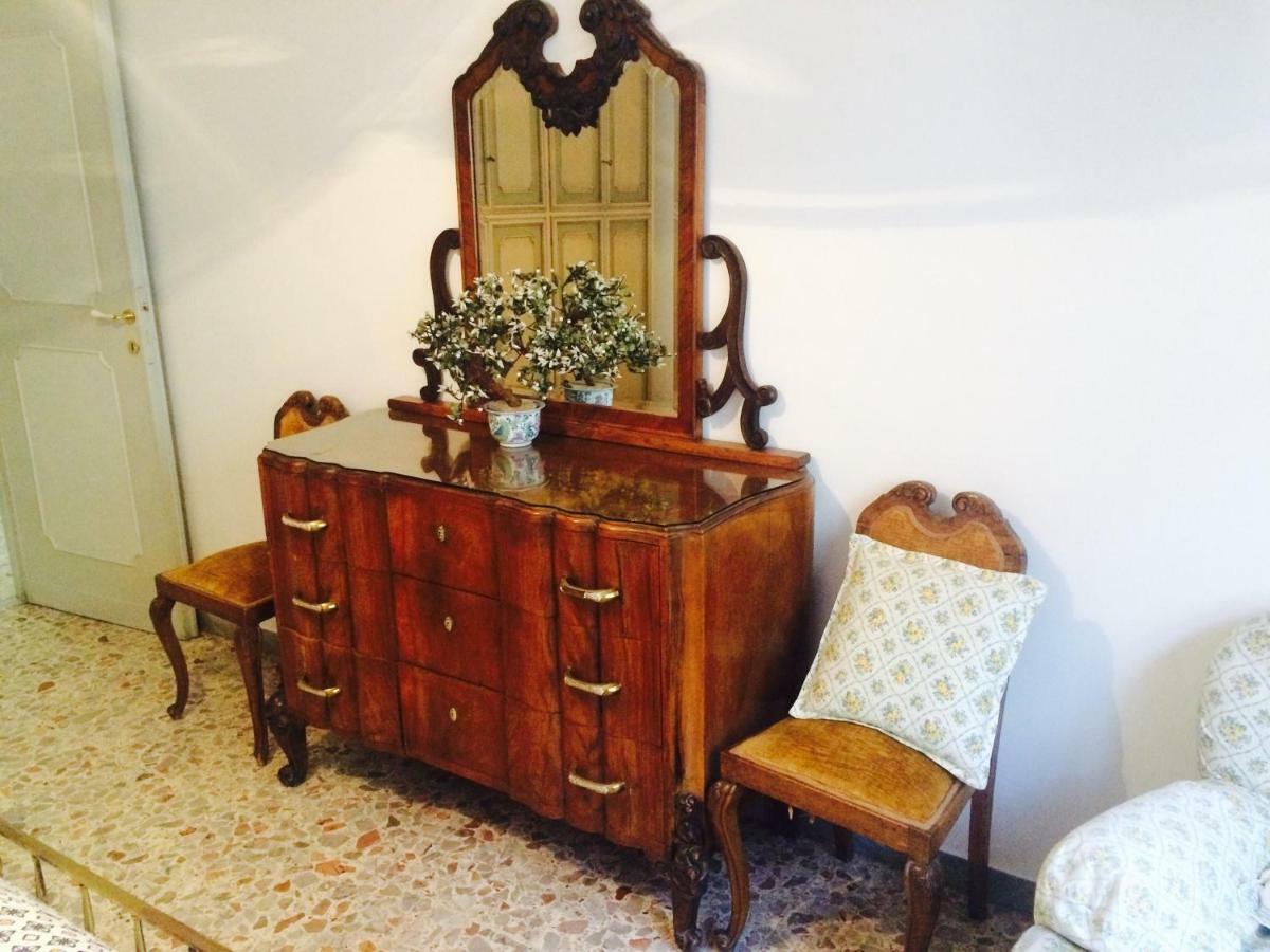 Roma Manuela'S Cozy Guest House Trastevere Экстерьер фото