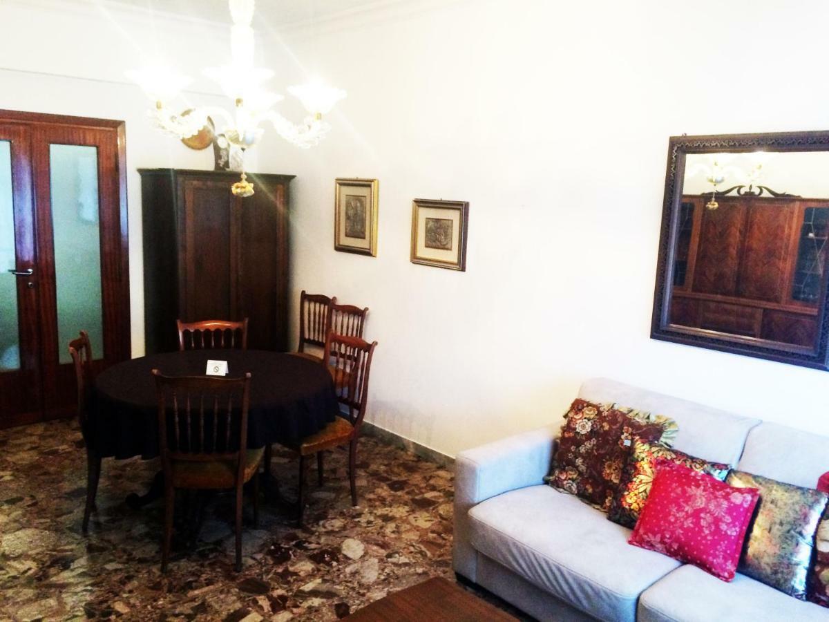 Roma Manuela'S Cozy Guest House Trastevere Экстерьер фото